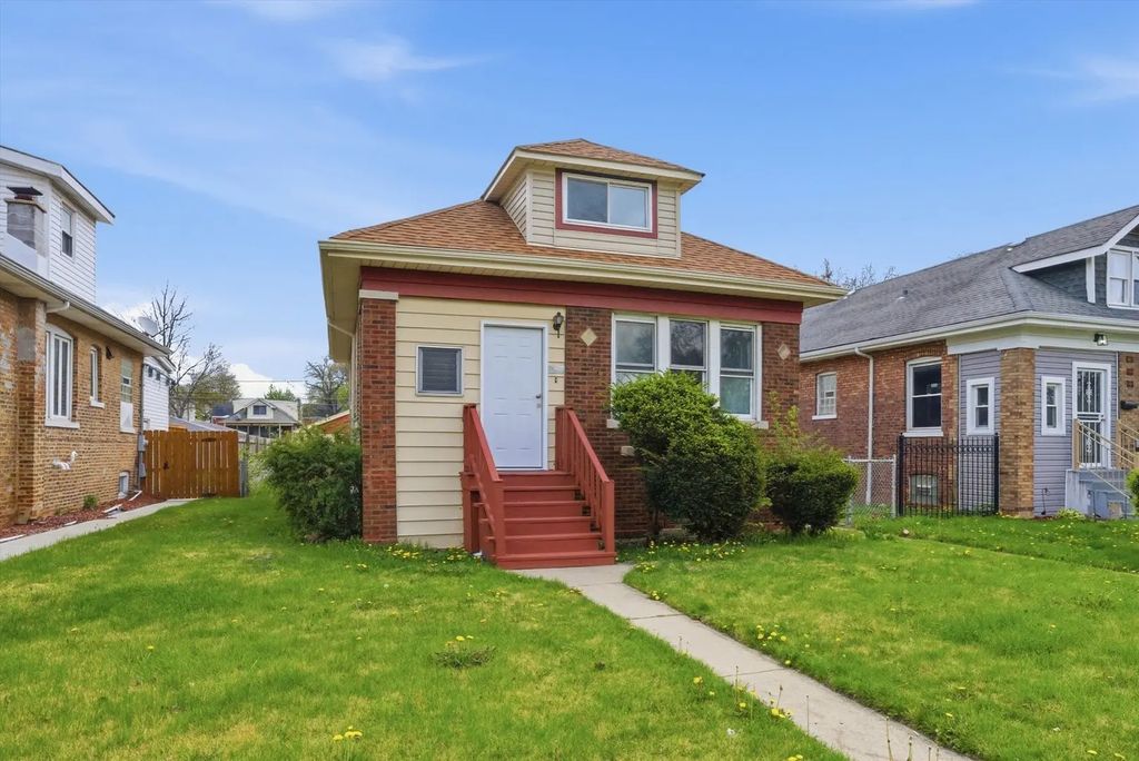 8533 S Rhodes Avenue, Chicago