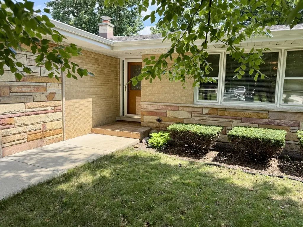 115 S Cedar Avenue, Wood Dale