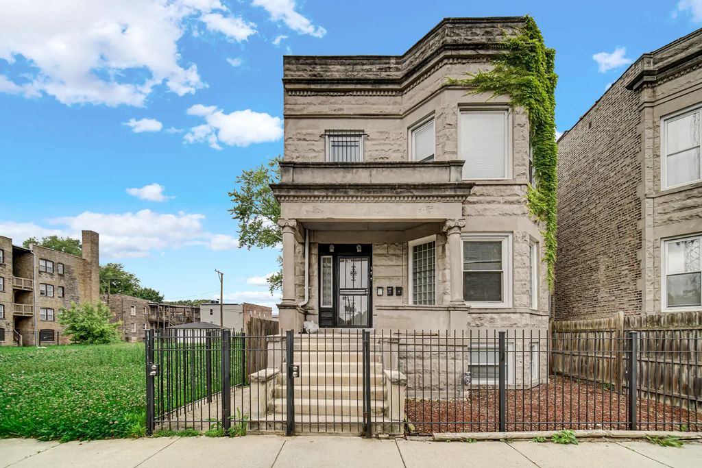 5744 S Green Street, Chicago, 60621