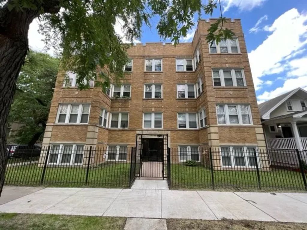 4855 N Springfield Avenue 2, Chicago, 60625