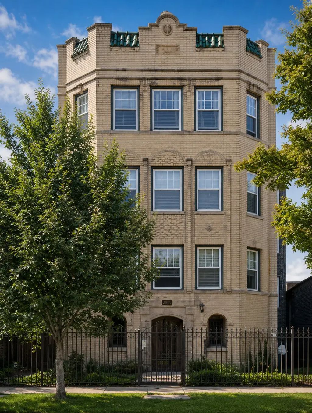6328 N Bell Avenue G, Chicago, 60659