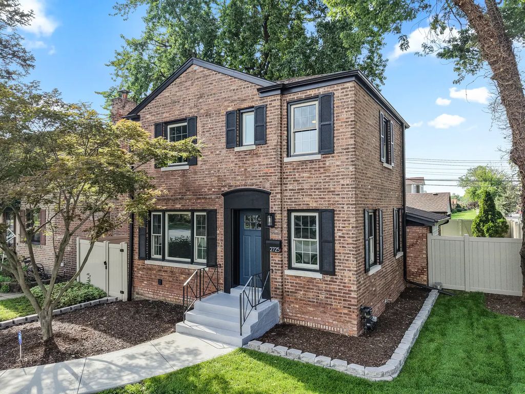 2725 W 99th Street, Chicago