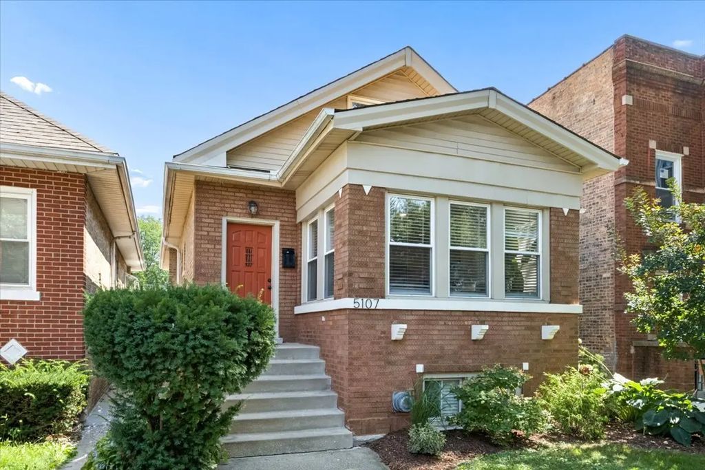 5107 N Lowell Avenue, Chicago