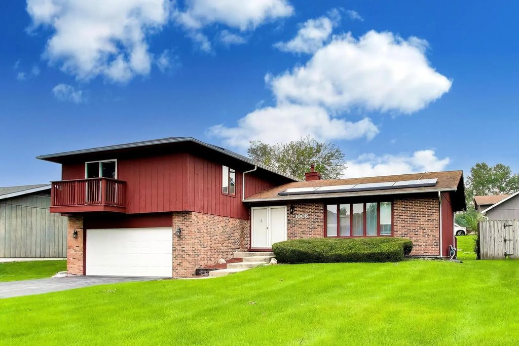 1008 Sierra Court, University Park