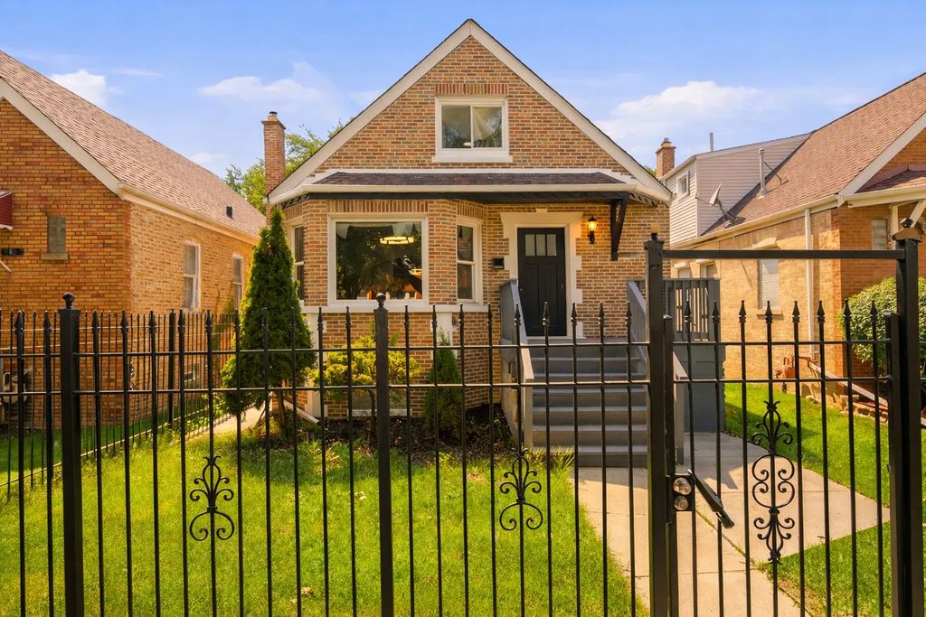6604 S Rockwell Street, Chicago, 60629