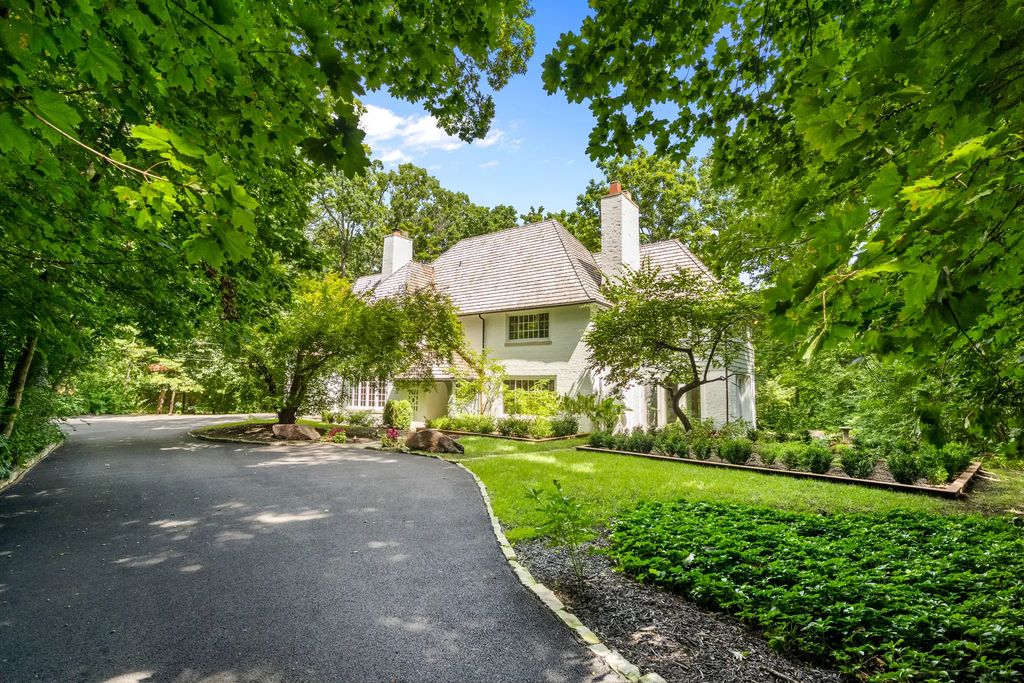 327 Marshman Avenue, Highland Park