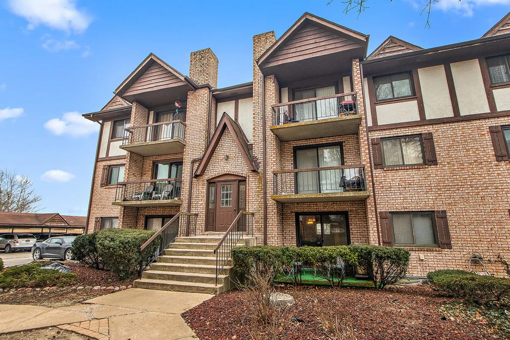 2815 Glenwood Lansing Road 106, Lynwood