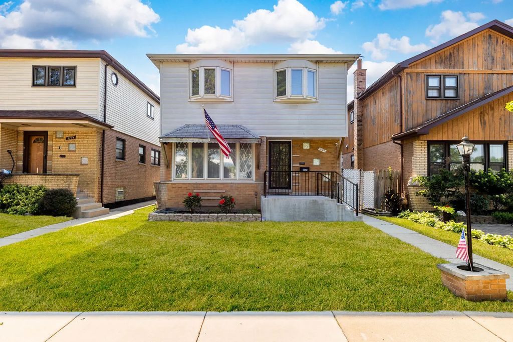 5728 S Parkside Avenue, Chicago, 60638