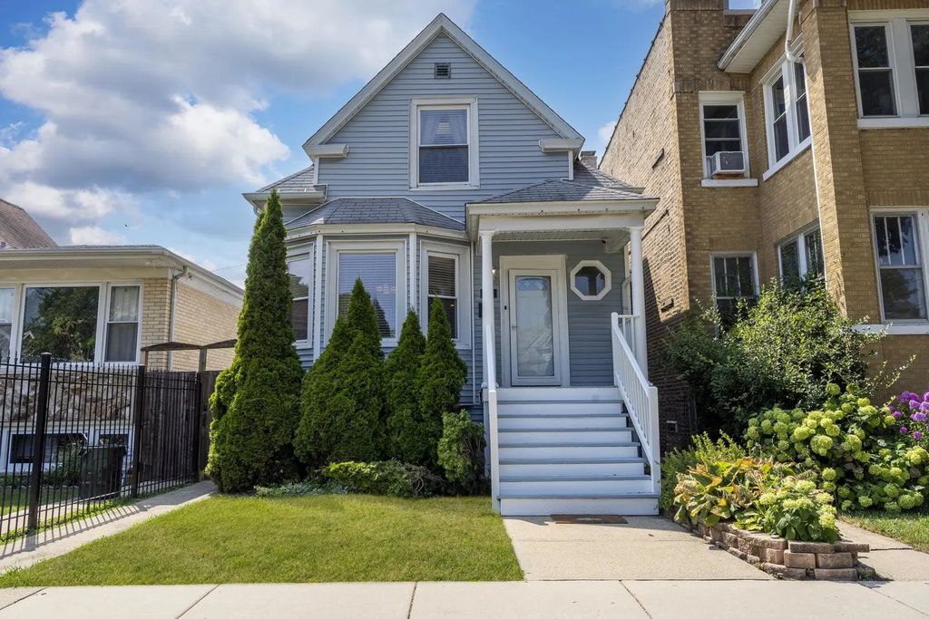 4738 N Springfield Avenue, Chicago, 60625