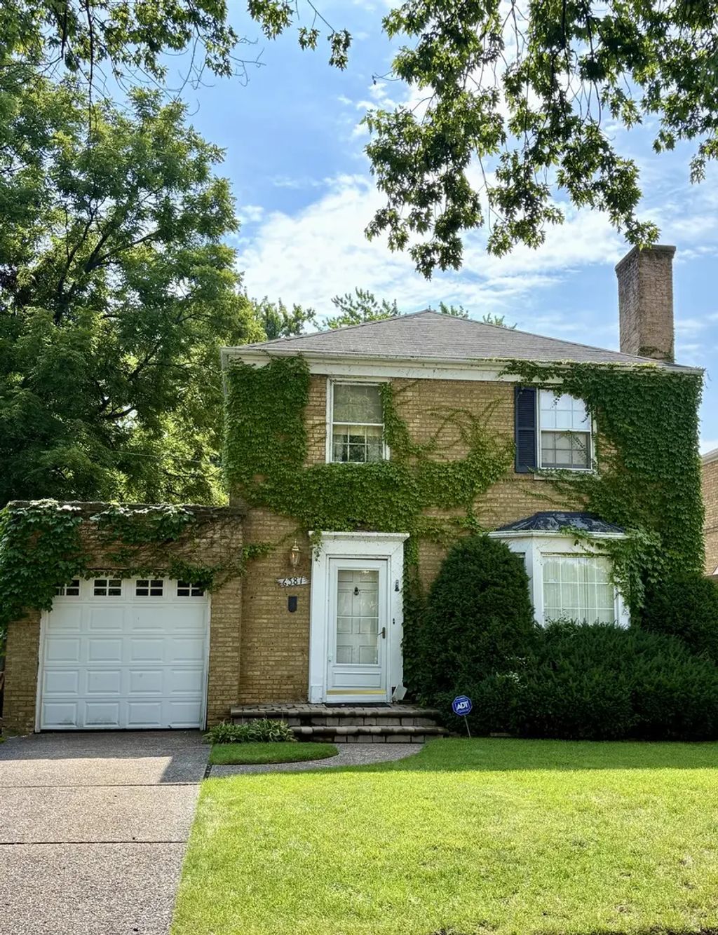 6387 N Nokomis Avenue, Chicago, 60646