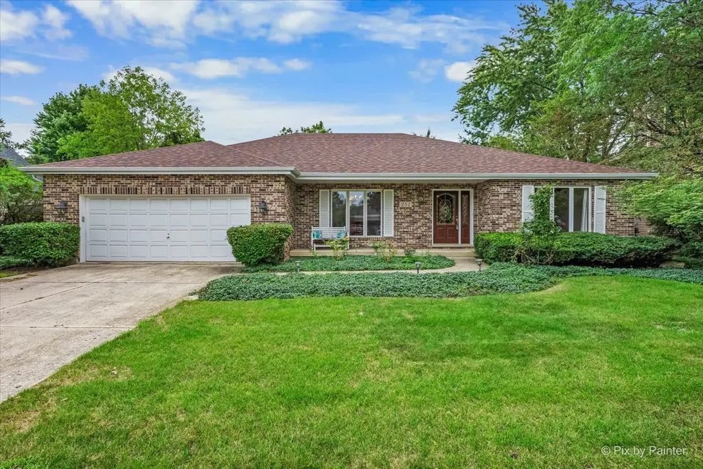 251 N Cambridge Drive, Geneva