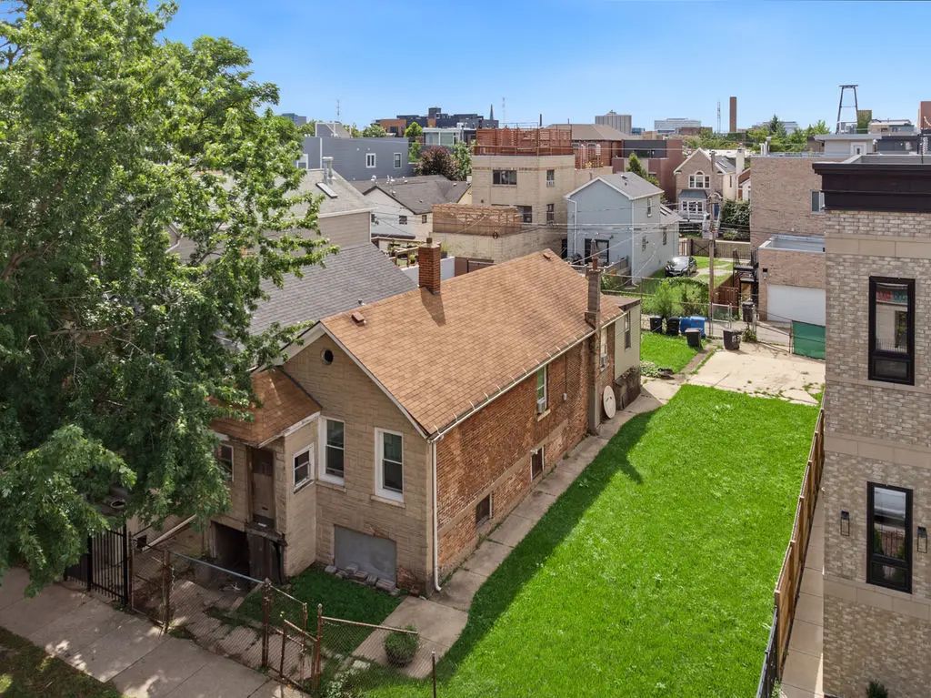 1839 W Ohio Street, Chicago