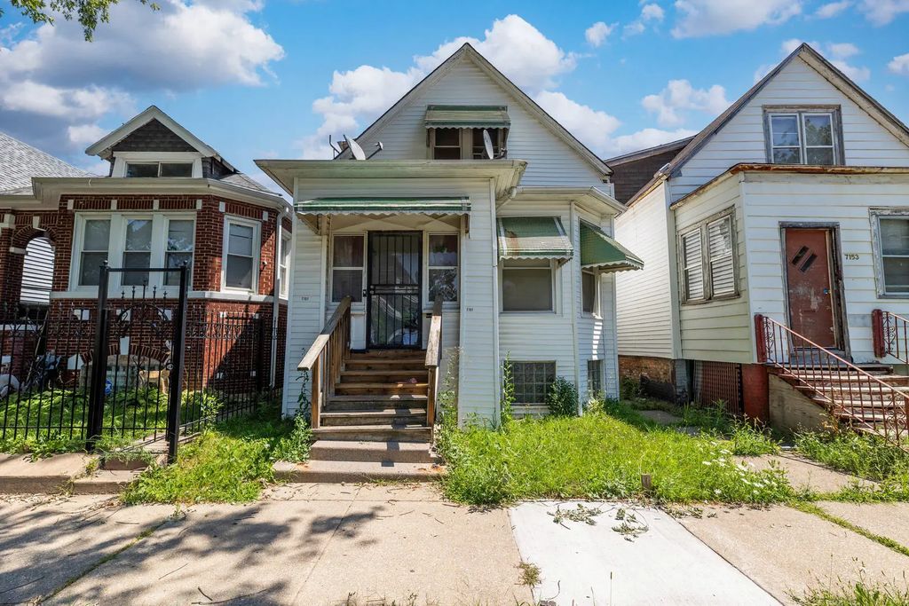 7151 S Carpenter Street, Chicago