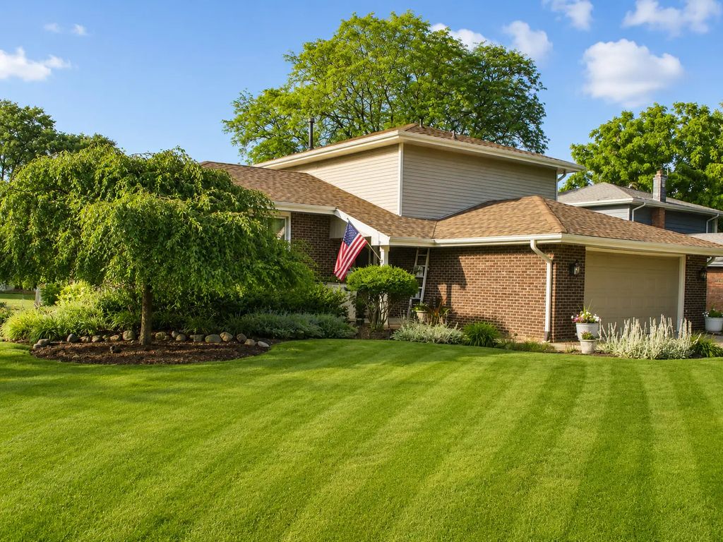 8708 W 144th Street, Orland Park