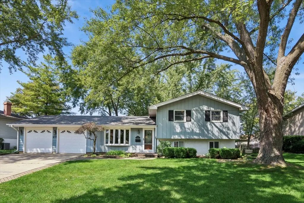608 Norwood Lane, Schaumburg