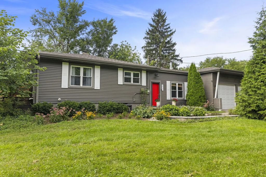 2n180 Mildred Avenue, Glen Ellyn