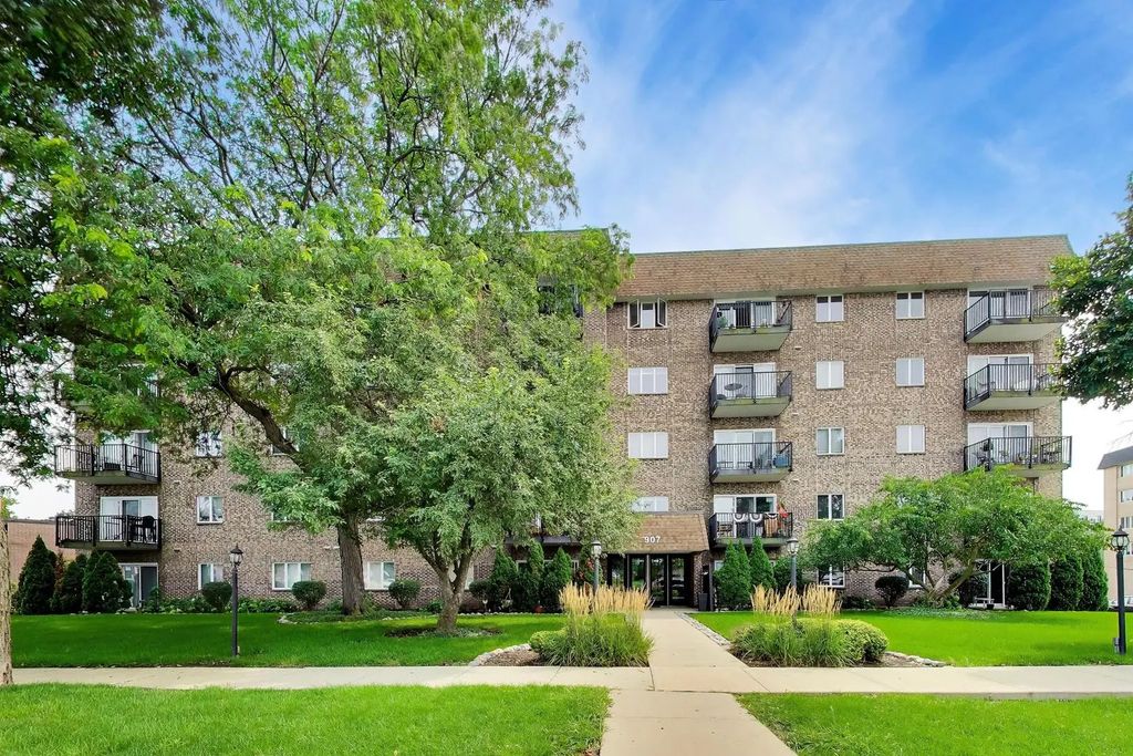 907 Curtiss Street 404, Downers Grove