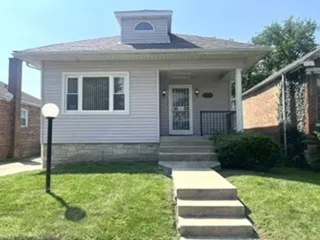 10228 S Carpenter Street, Chicago, 60643