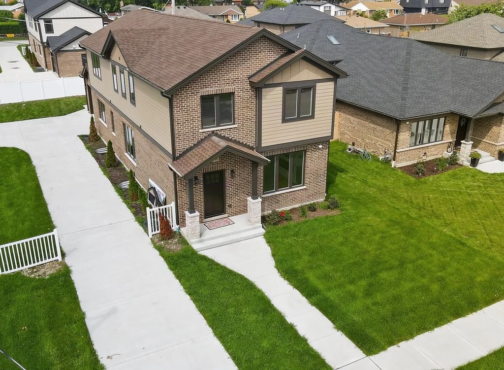 7948 W 74th Street, Bridgeview