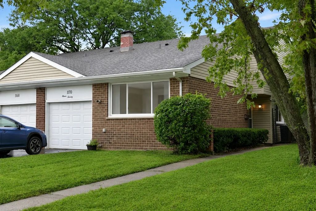 1170 Heather Lane, Glen Ellyn