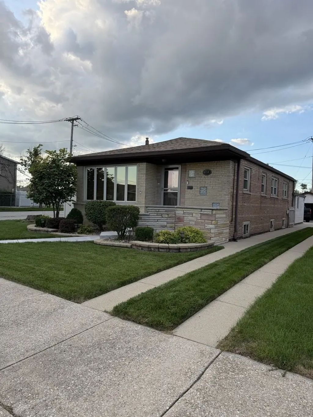 6056 W 60th Street, Chicago