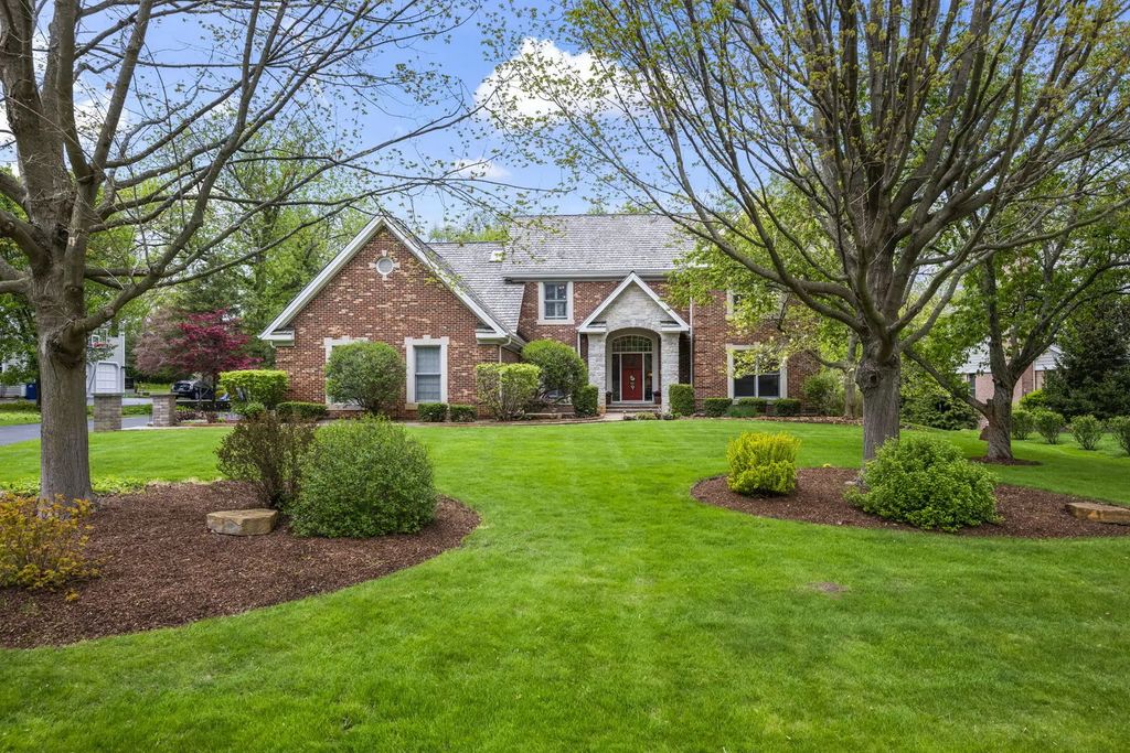 25568 N Countryside Drive, Lake Barrington