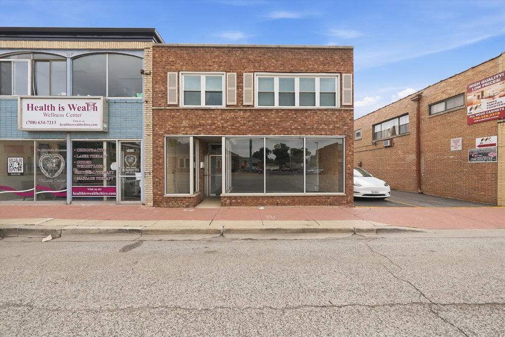 3837 W 95th Street, Evergreen Park