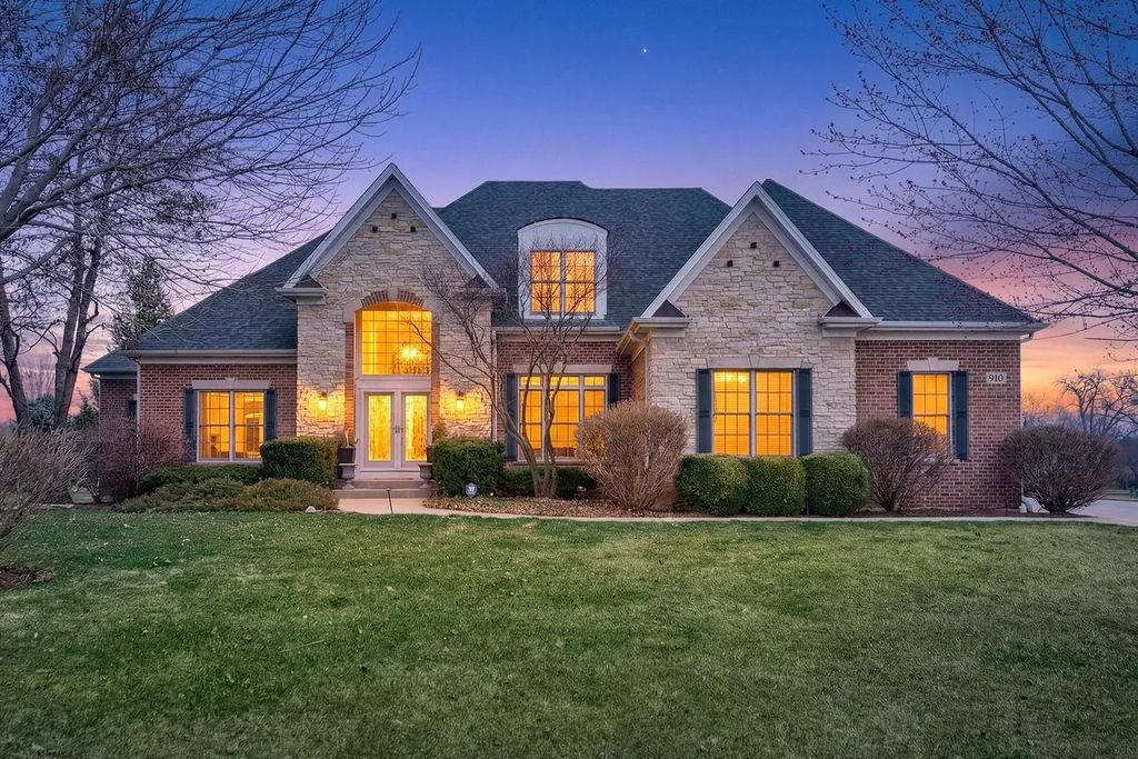 910 Freedom Circle, Sycamore