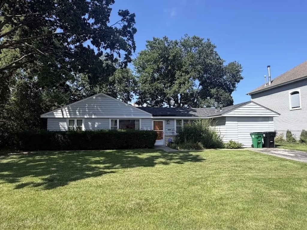 2164 Manor Lane, Park Ridge