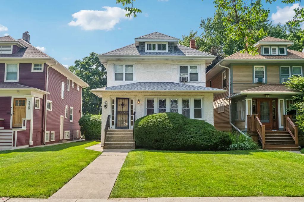 225 S Cuyler Avenue, Oak Park