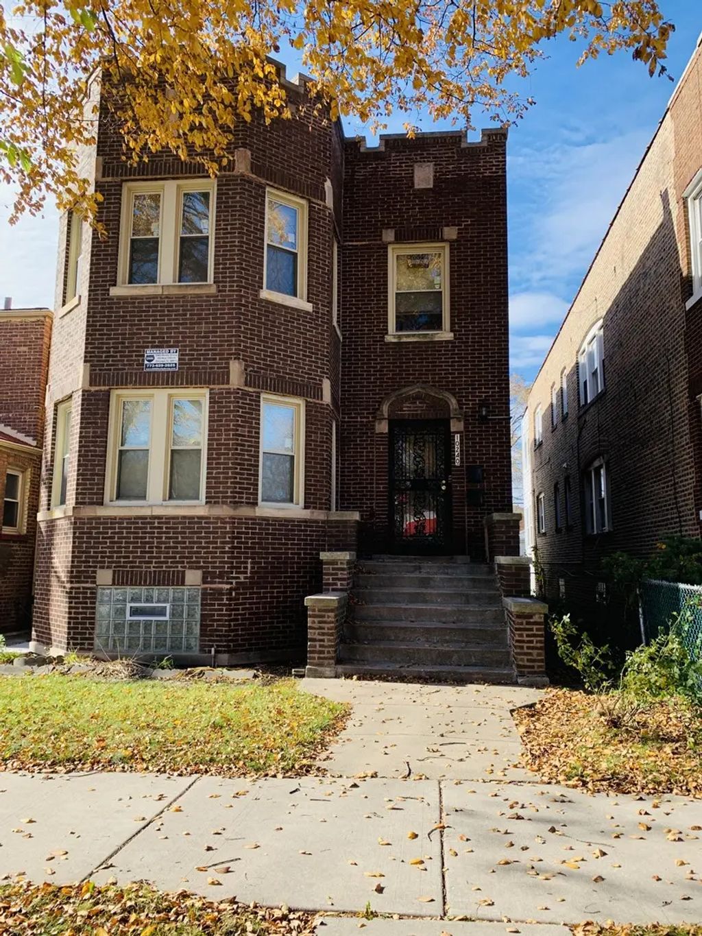 10240 S Eberhart Avenue 1, Chicago