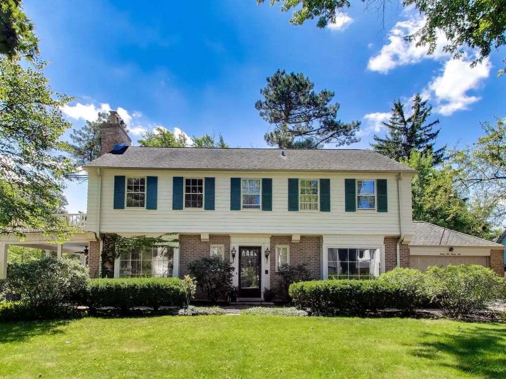 2929 Indianwood Road, Wilmette, 60091