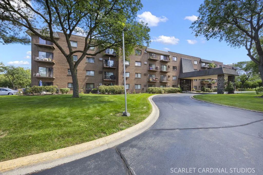 235 N Mill Road 204b, Addison