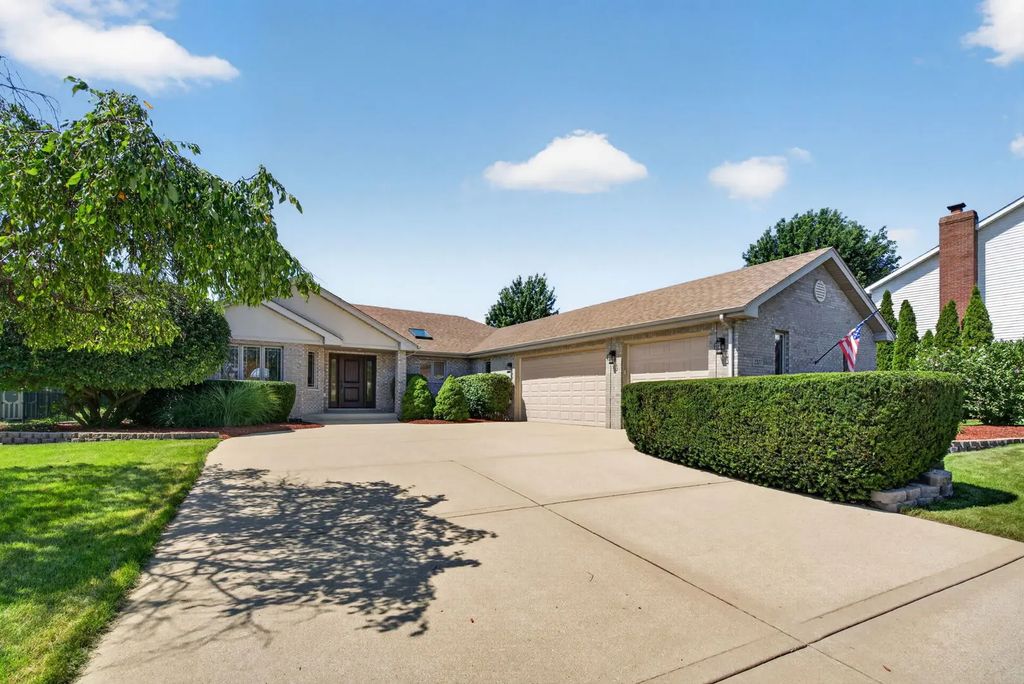 2377 Rock Canyon, New Lenox