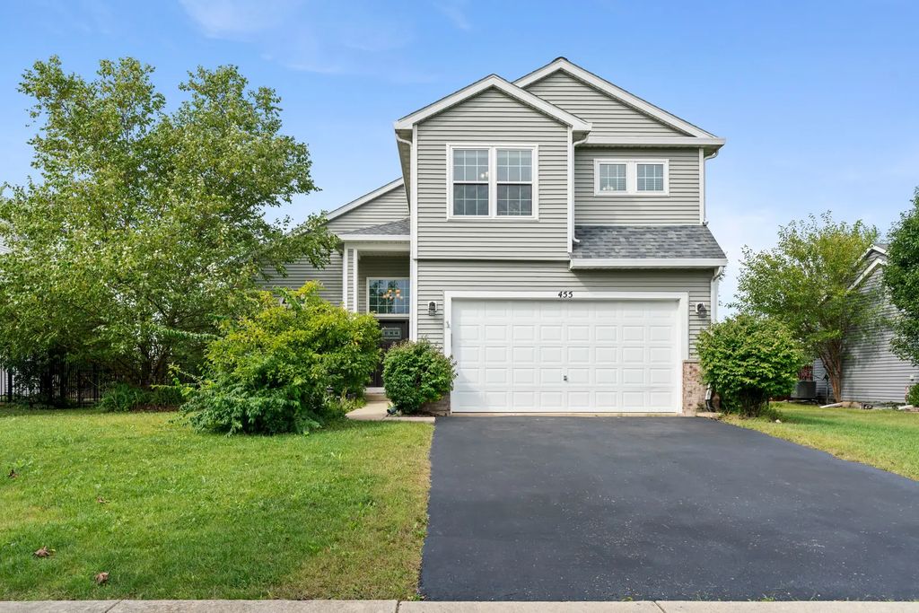 455 S Orchard Drive, Bolingbrook