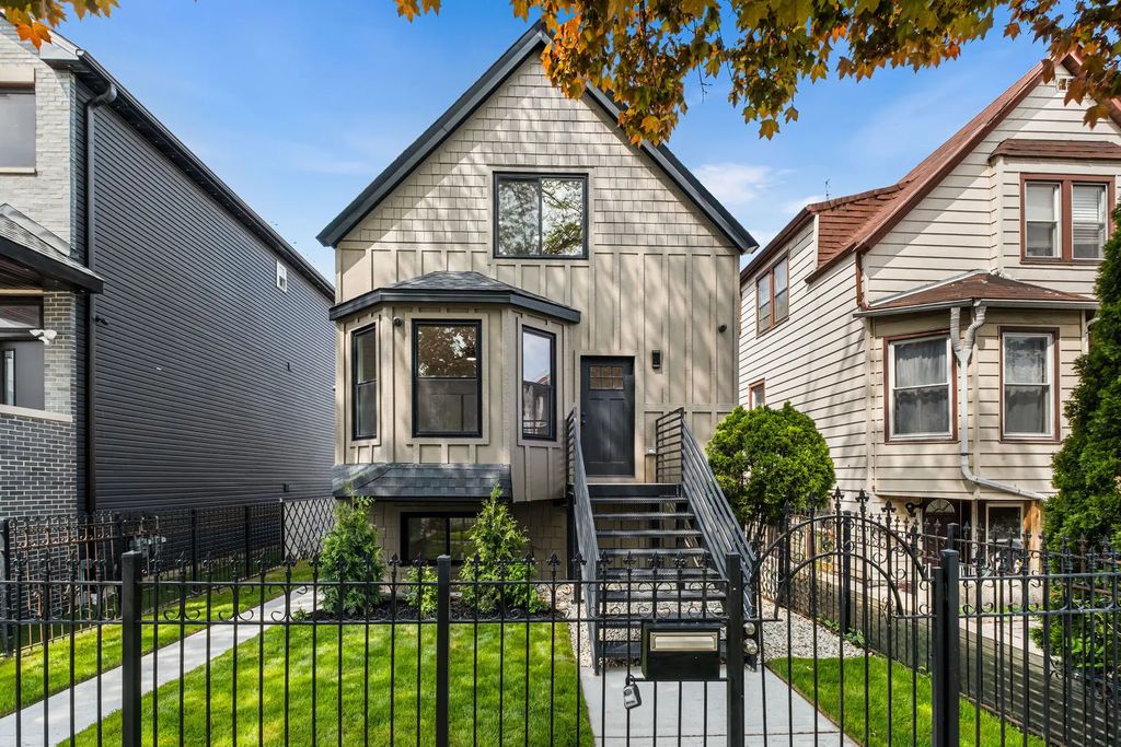2204 N Kildare Avenue, Chicago, 60639