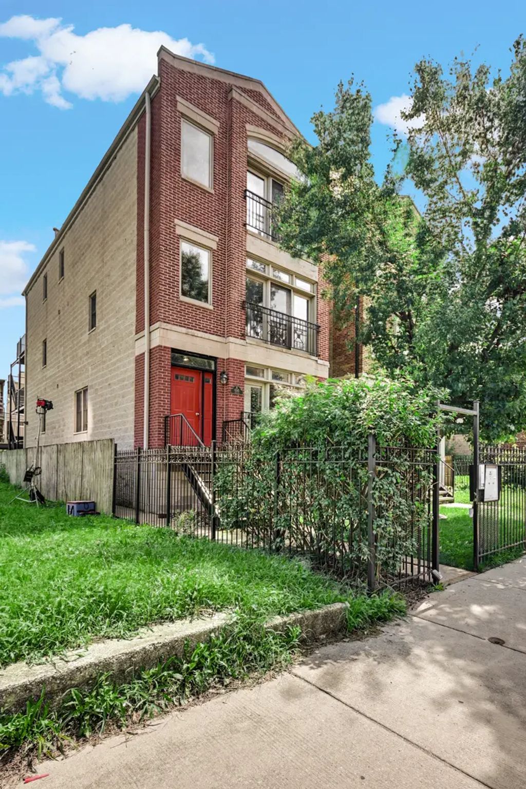 6345 S Ingleside Avenue 2, Chicago