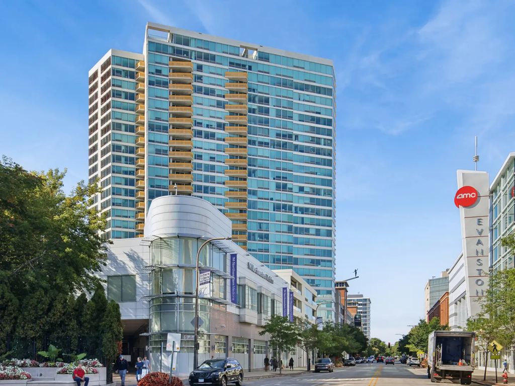 1720 Maple Avenue 2720, Evanston