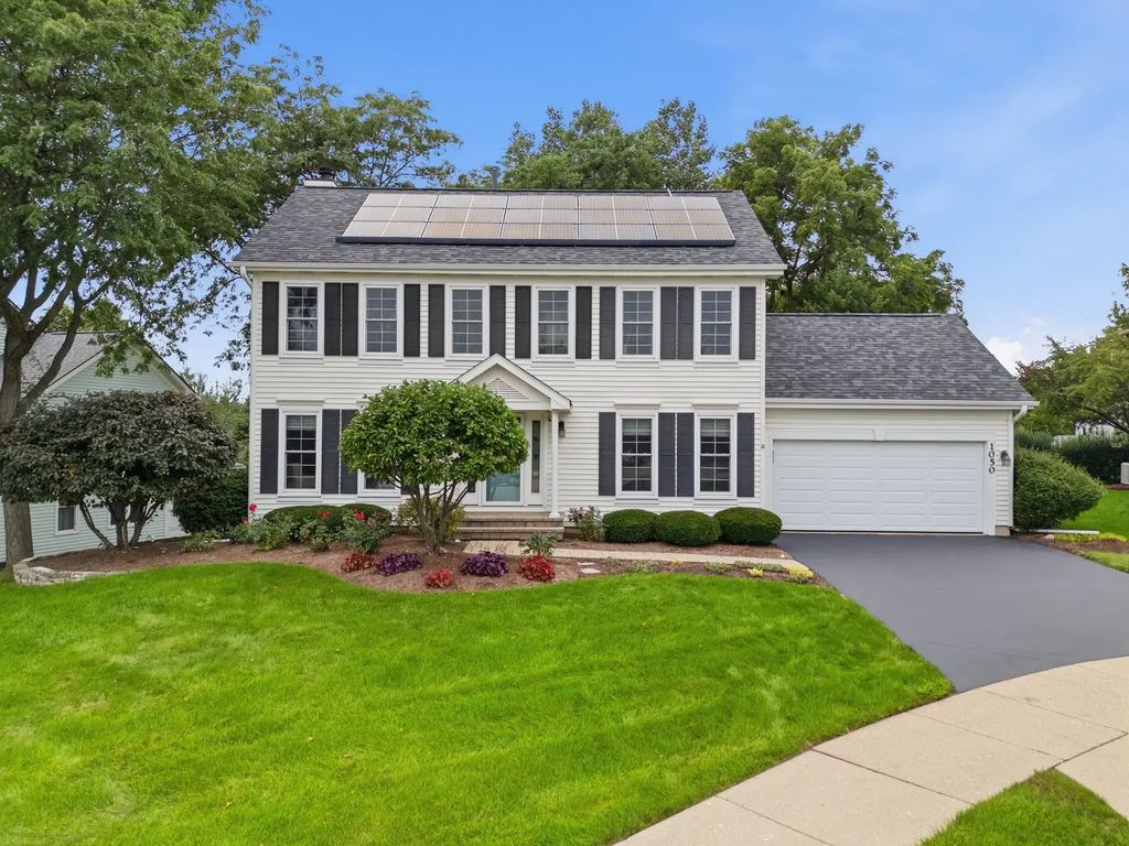 1050 Hampshire Lane, Elgin