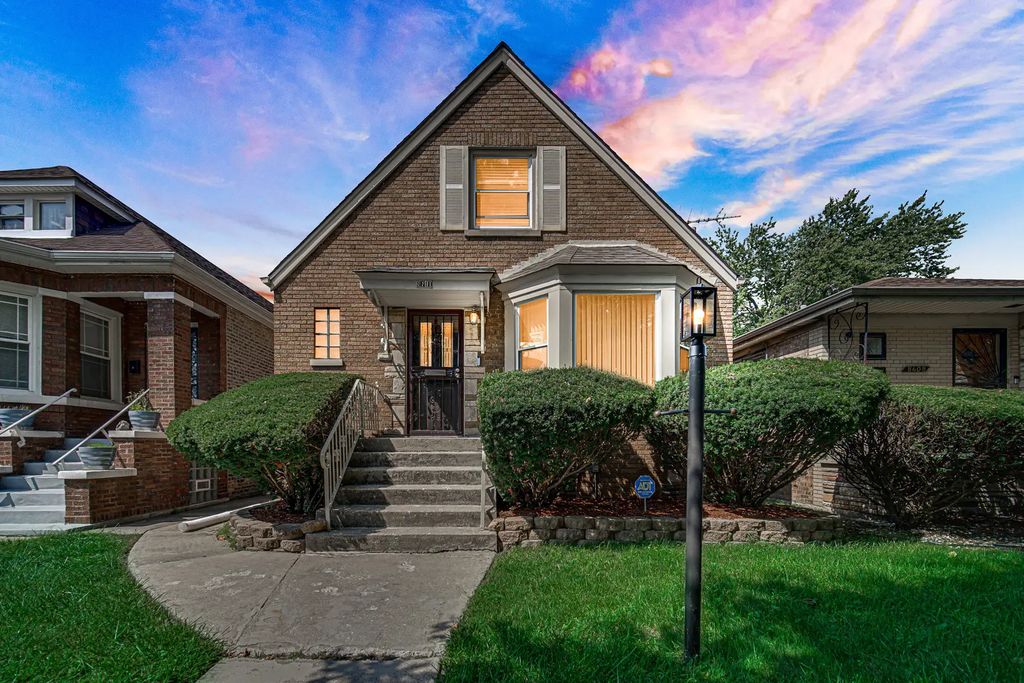 8610 S Vernon Avenue, Chicago