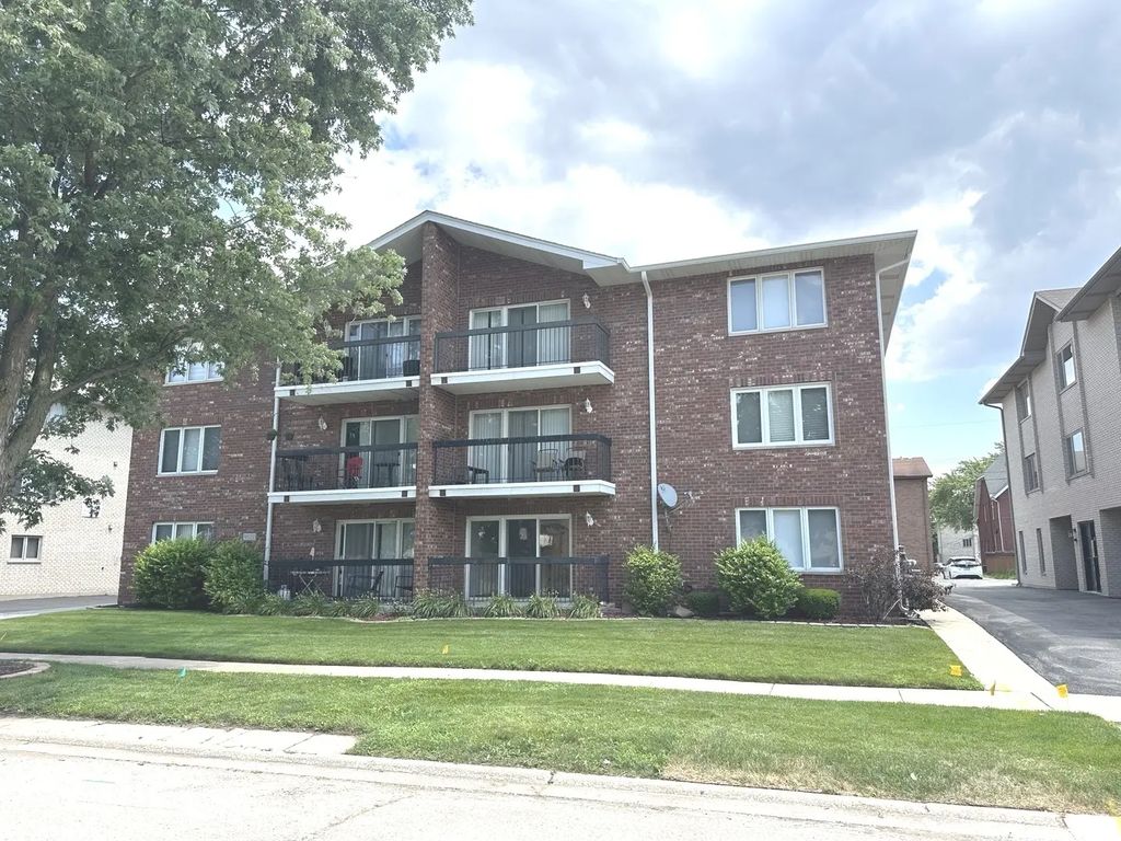9529 Minnick Avenue 1s, Oak Lawn