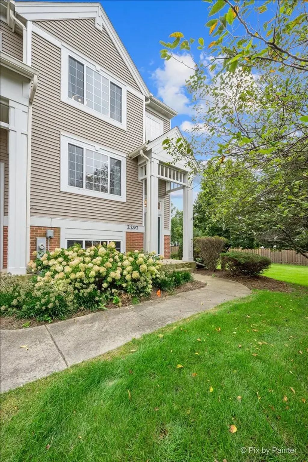 2297 Twilight Drive, Aurora