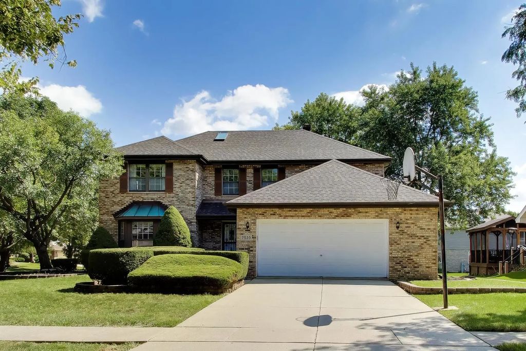 7533 Wilton Road, Darien