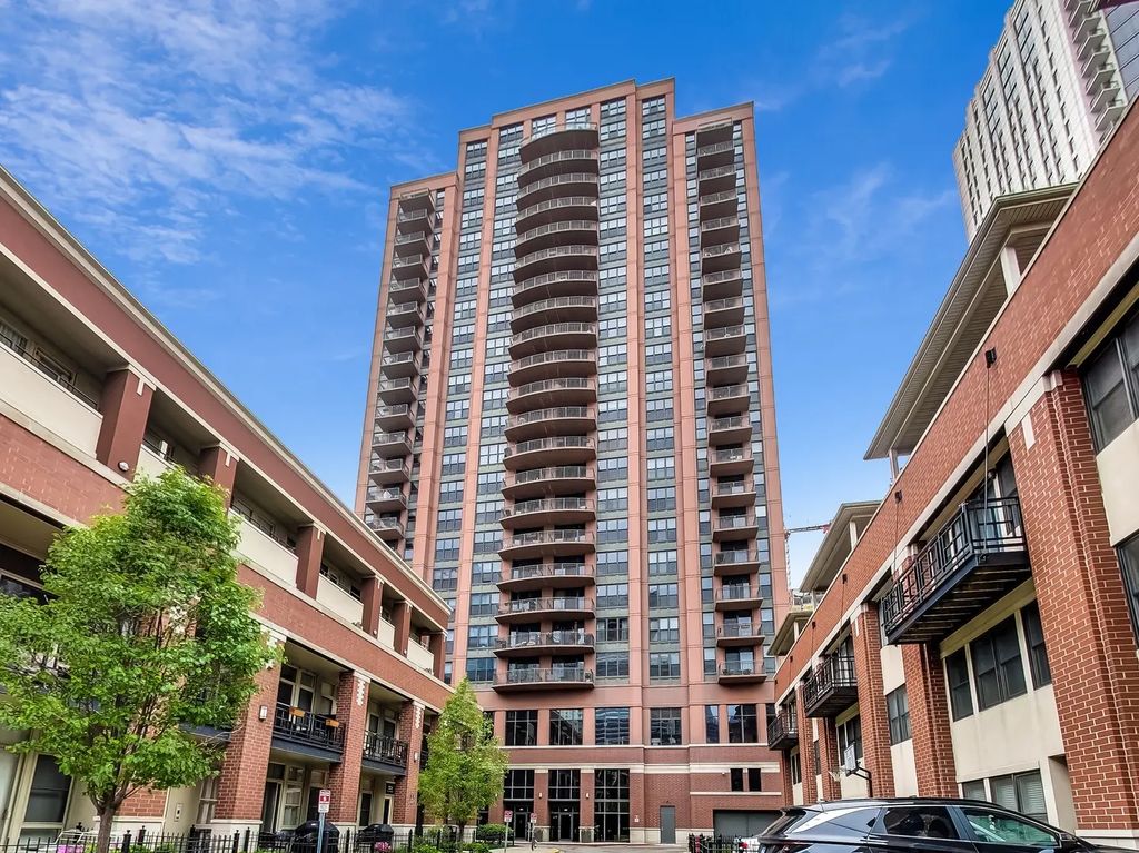 330 N Jefferson Street 1403, Chicago, 60661