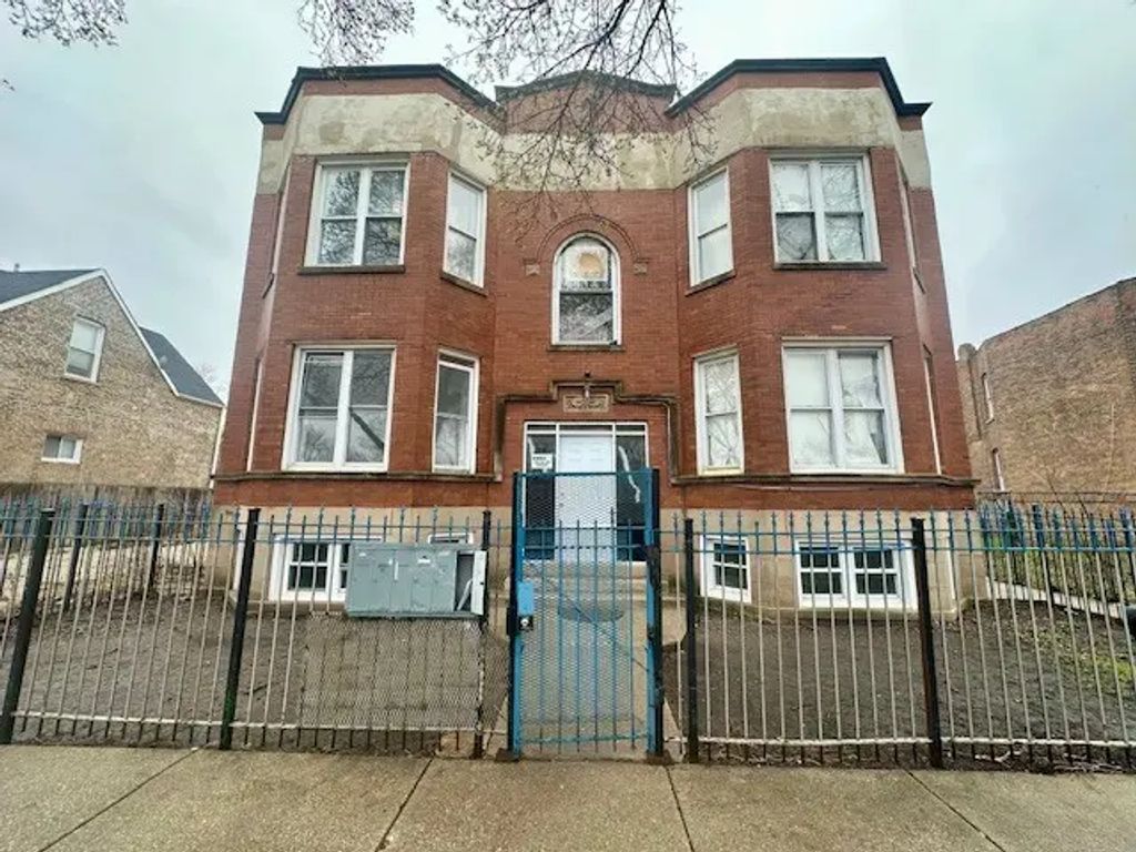 4035-37 W Harrison Street, Chicago