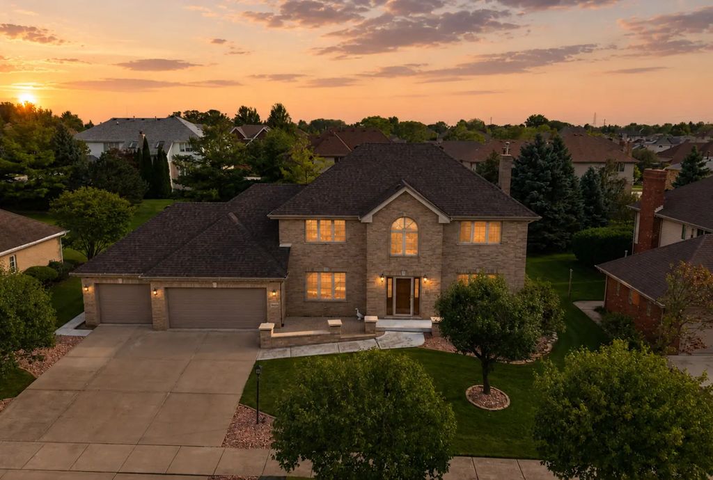 10433 Amber Lane, Orland Park