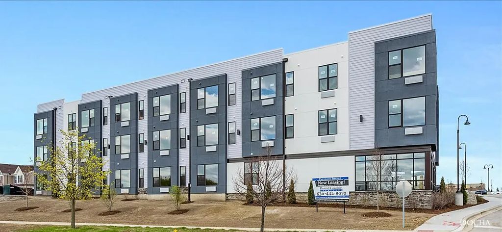 1101 Ritter Street 206, North Aurora