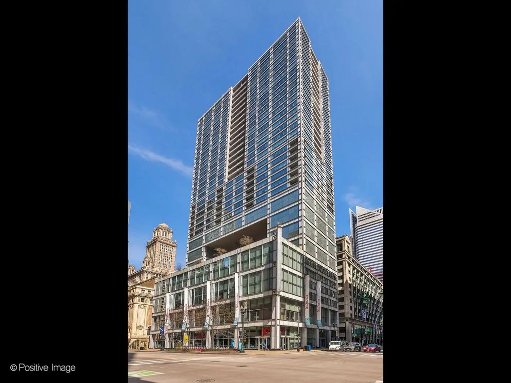 8 E Randolph Street 2105, Chicago, 60601