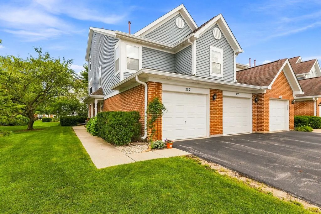299 Ashbury Lane W 1526-2, Roselle