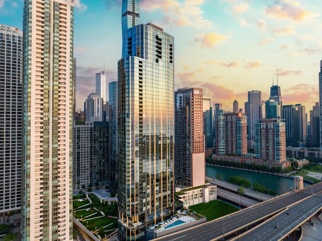 211 N Harbor Drive 2607, Chicago, 60601